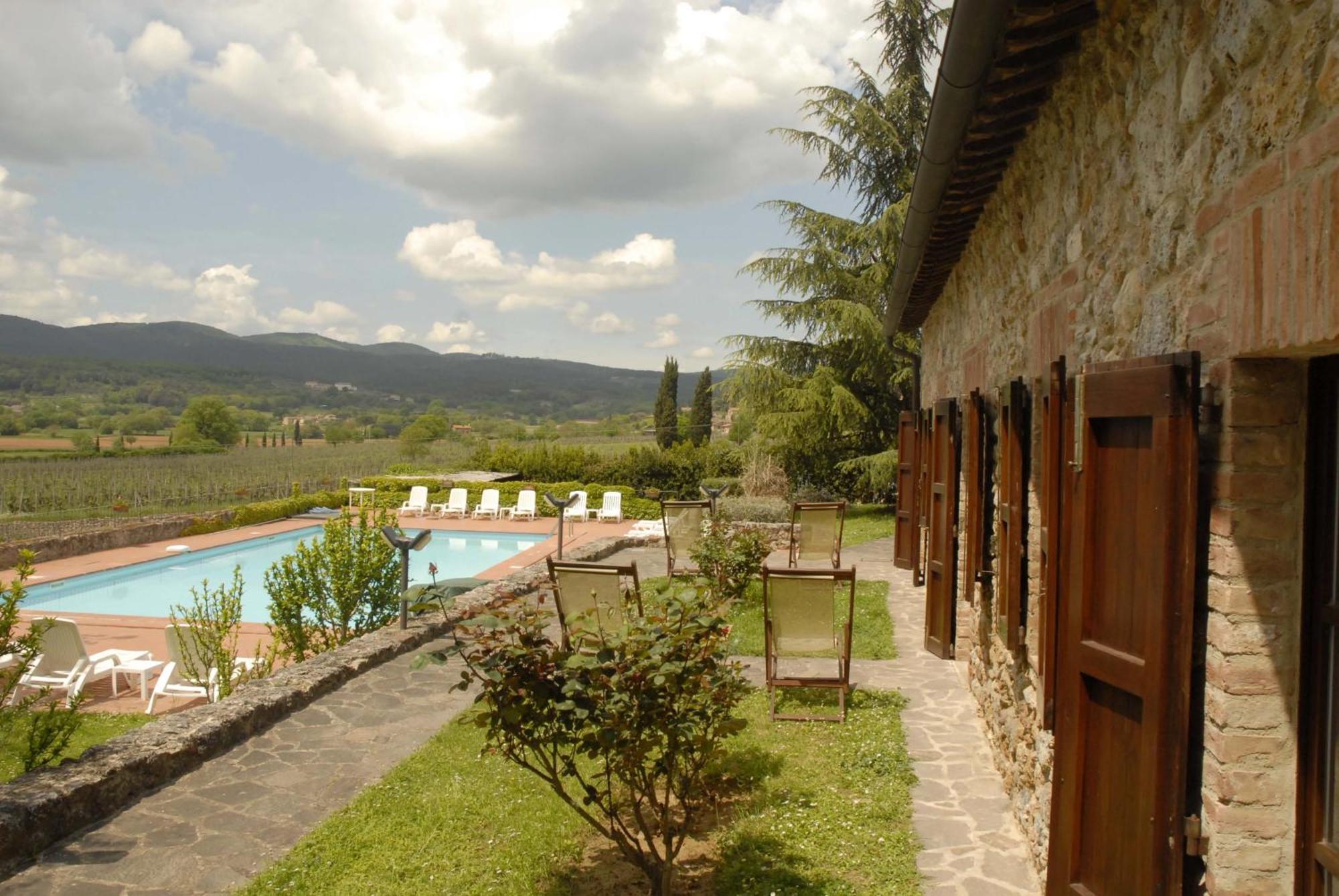 Relais Borgo Di Toiano Guest House Sovicille Exterior photo